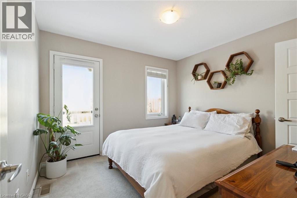 138 Daylily Lane, Kitchener, Ontario  N2R 0L7 - Photo 12 - 40797403