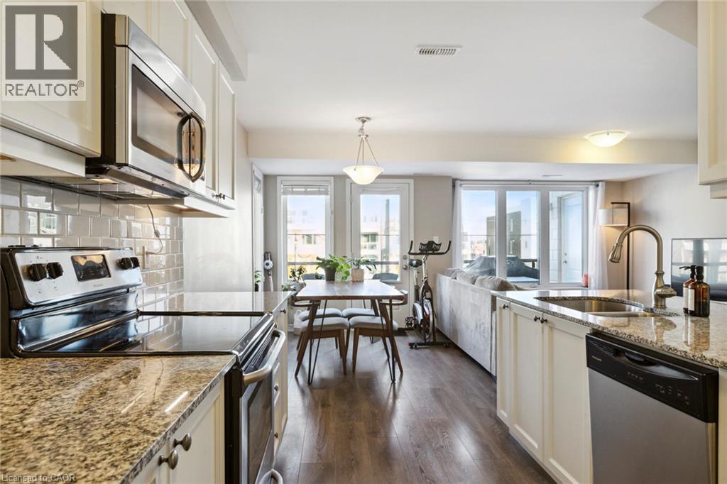 138 Daylily Lane, Kitchener, Ontario  N2R 0L7 - Photo 2 - 40797403