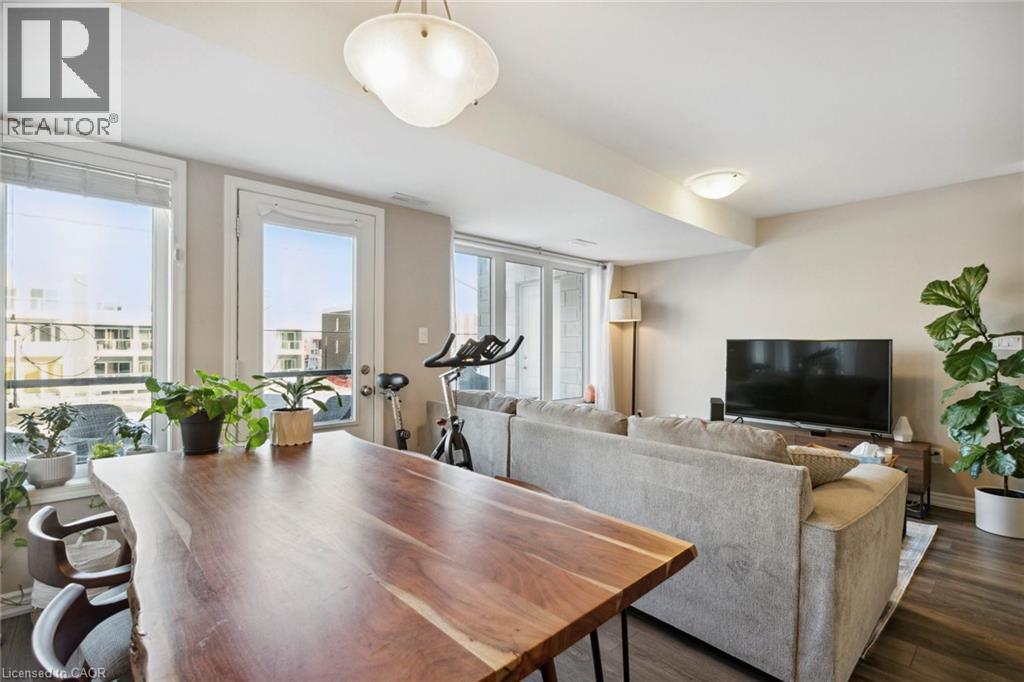 138 Daylily Lane, Kitchener, Ontario  N2R 0L7 - Photo 6 - 40797403