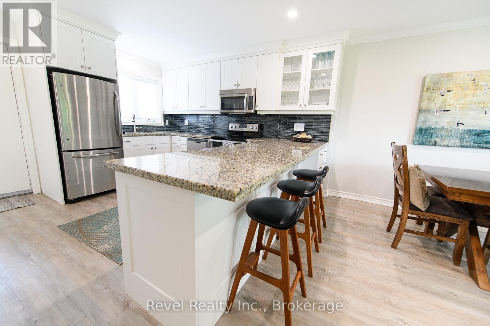 58 - 145 Fairway Crescent, Collingwood, Ontario  L9Y 5B4 - Photo 3 - S12680510