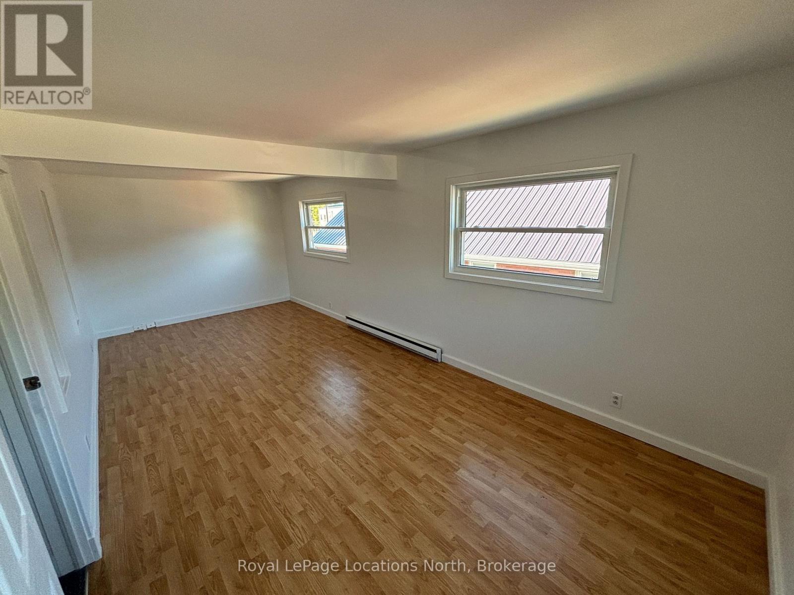 272 Ste Marie Street, Collingwood, Ontario  L9Y 3K7 - Photo 2 - S12680518