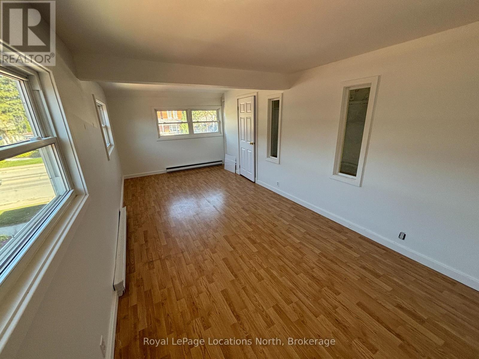 272 Ste Marie Street, Collingwood, Ontario  L9Y 3K7 - Photo 4 - S12680518