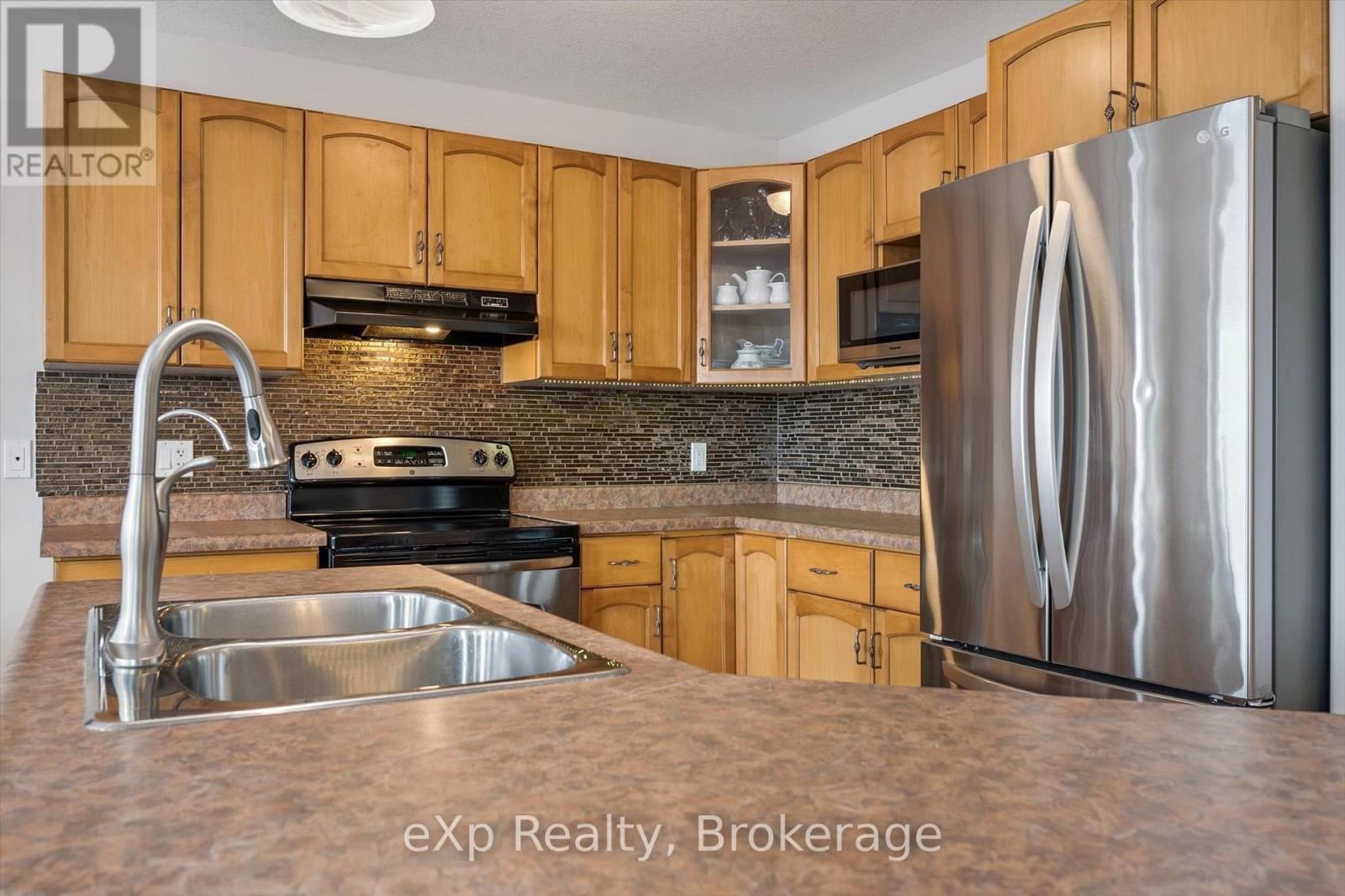 40 Hebert Street, Guelph, Ontario  N1E 0B7 - Photo 12 - X12680434