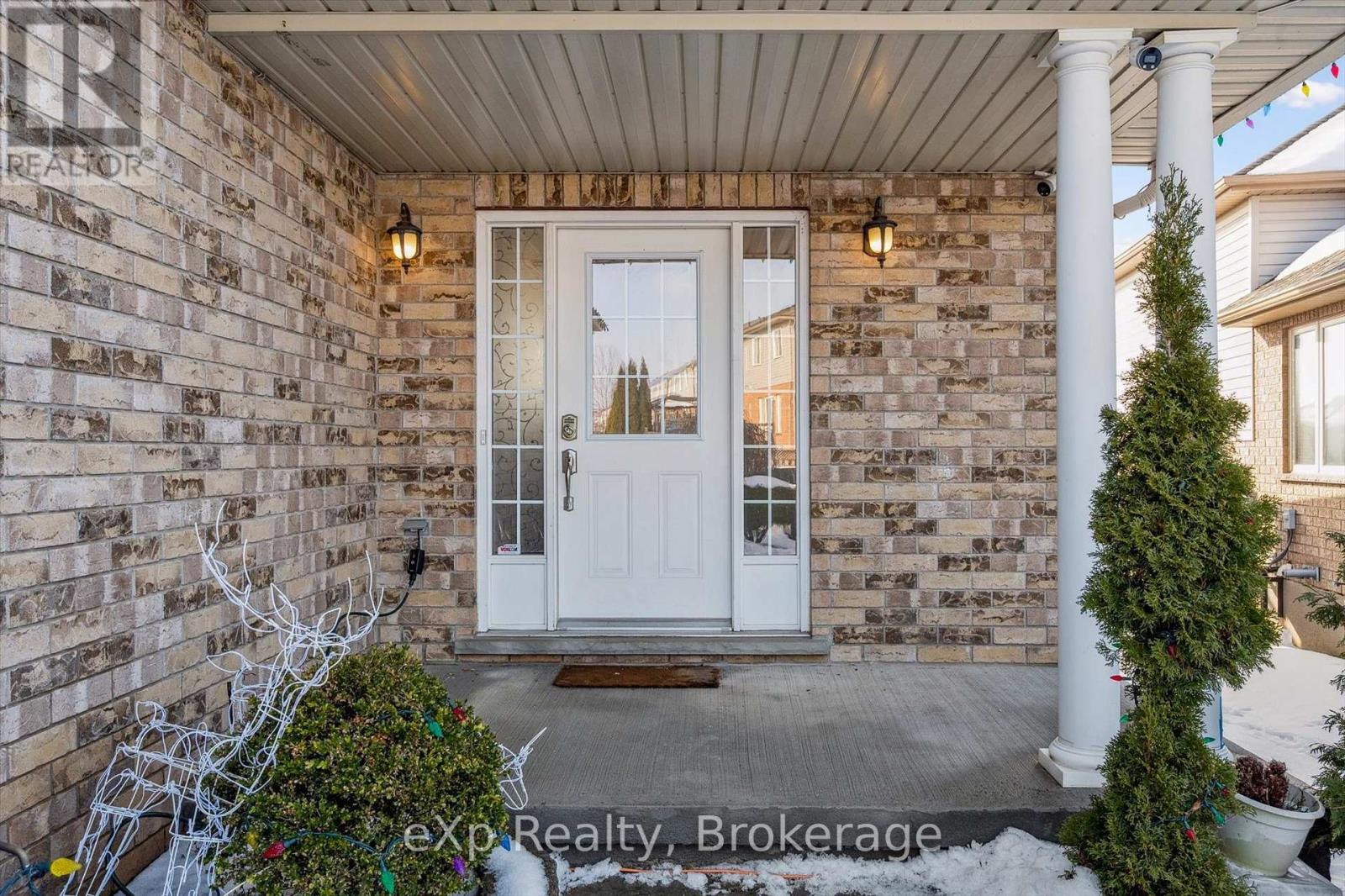 40 Hebert Street, Guelph, Ontario  N1E 0B7 - Photo 4 - X12680434