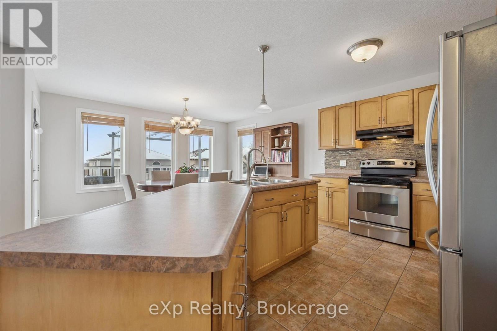 40 Hebert Street, Guelph, Ontario  N1E 0B7 - Photo 8 - X12680434