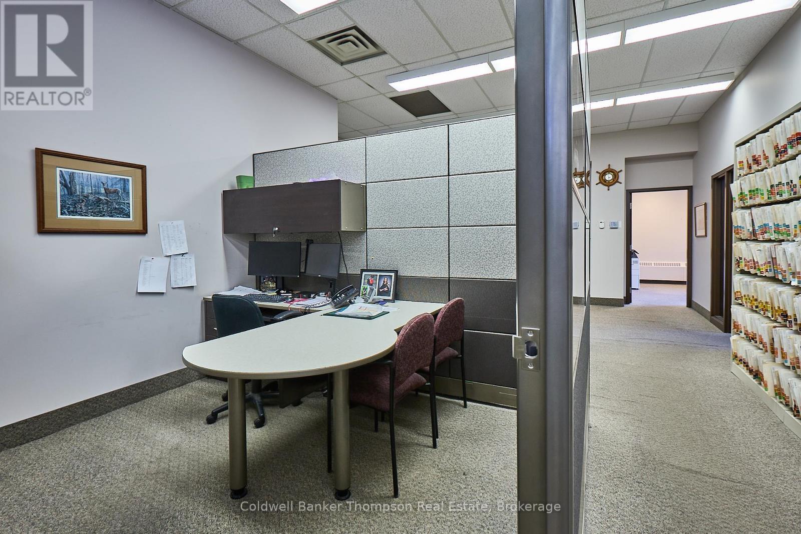 27 Main Street E, Huntsville, Ontario P1H 2C6 - Photo 5 - X12680438