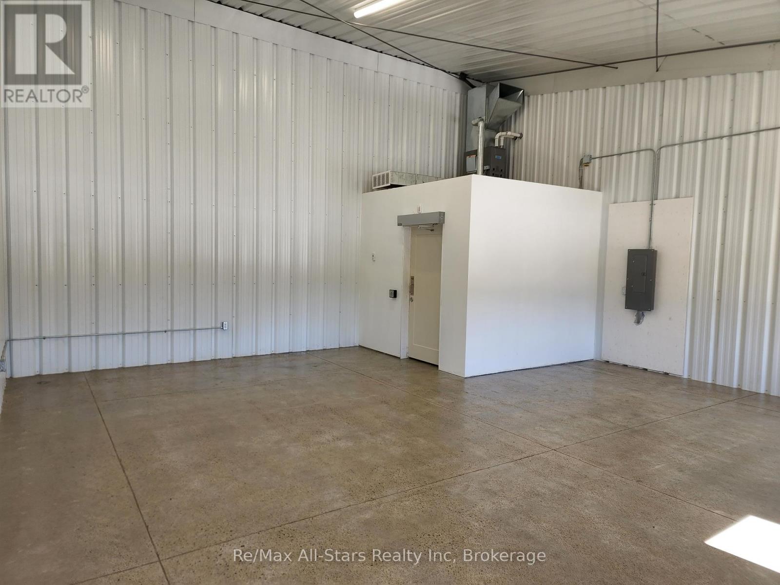 Unit 2 - 25754 35 Highway N Road S, Lake Of Bays, Ontario  P0A 1H0 - Photo 10 - X12680484