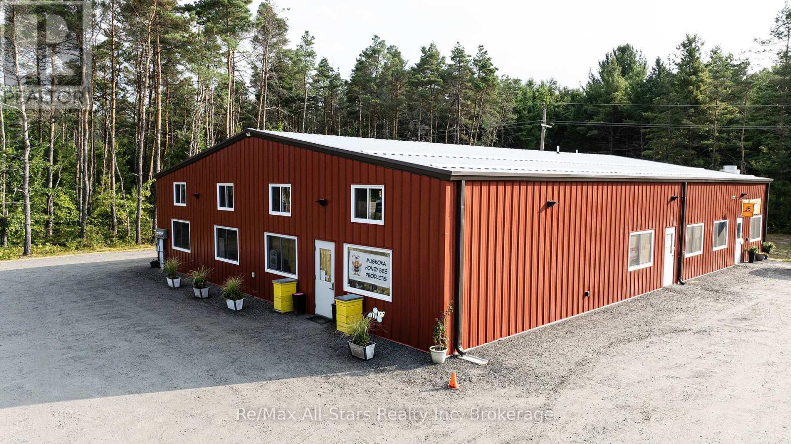 Unit 2 - 25754 35 Highway N Road S, Lake Of Bays, Ontario  P0A 1H0 - Photo 3 - X12680484
