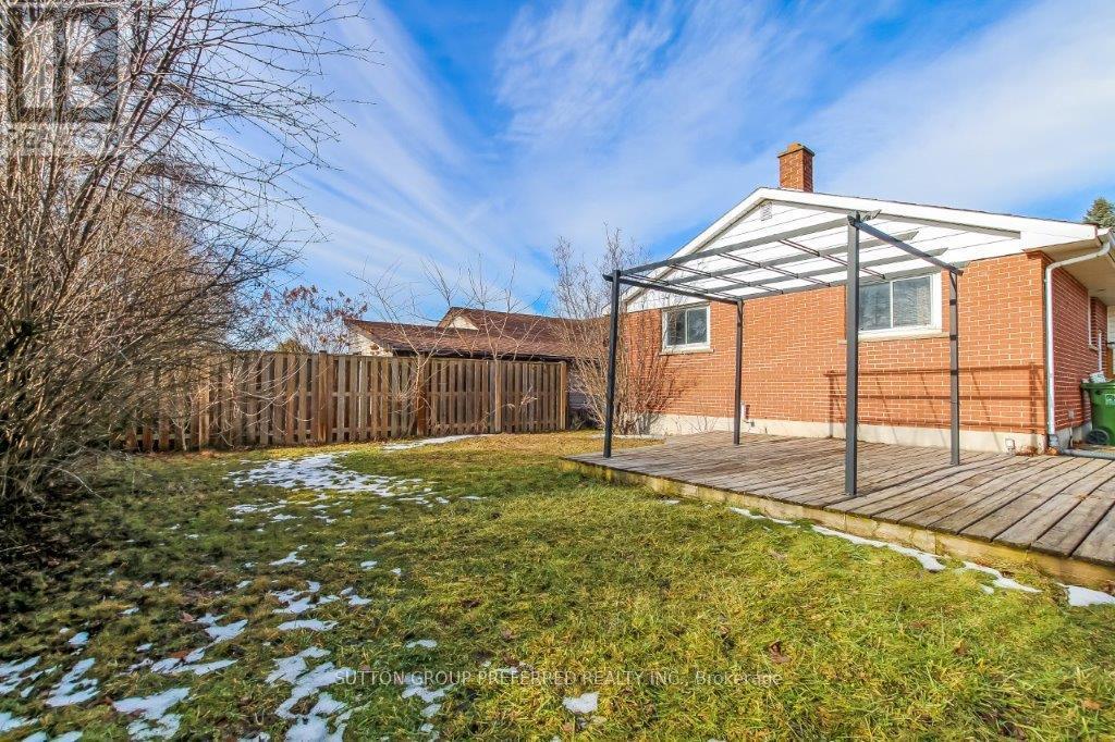 195 Myrtle Street, St. Thomas, Ontario  N5R 2G8 - Photo 21 - X12680550