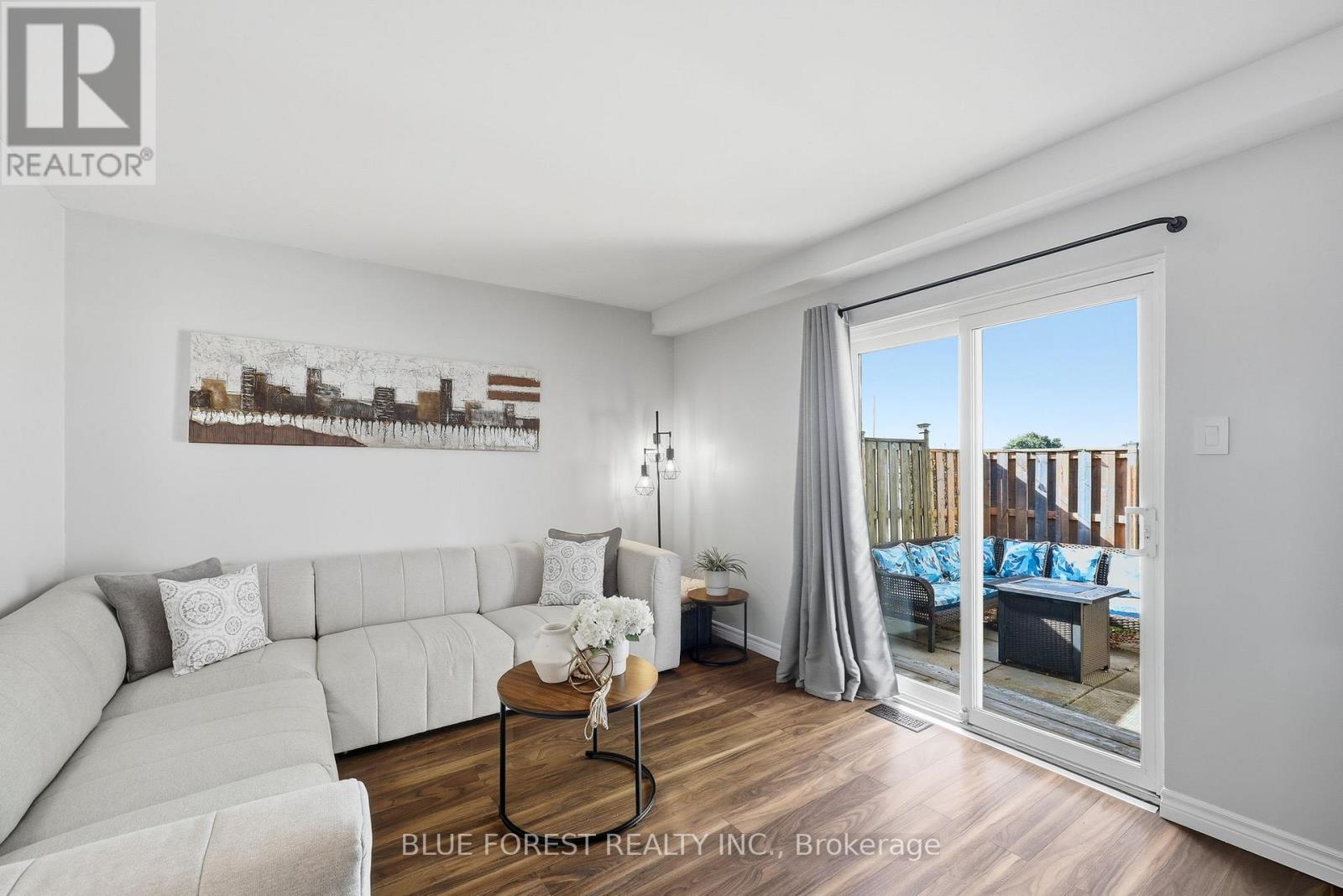 16 - 821 Southdale Road E, London South, Ontario  N6E 1V7 - Photo 12 - X12680566