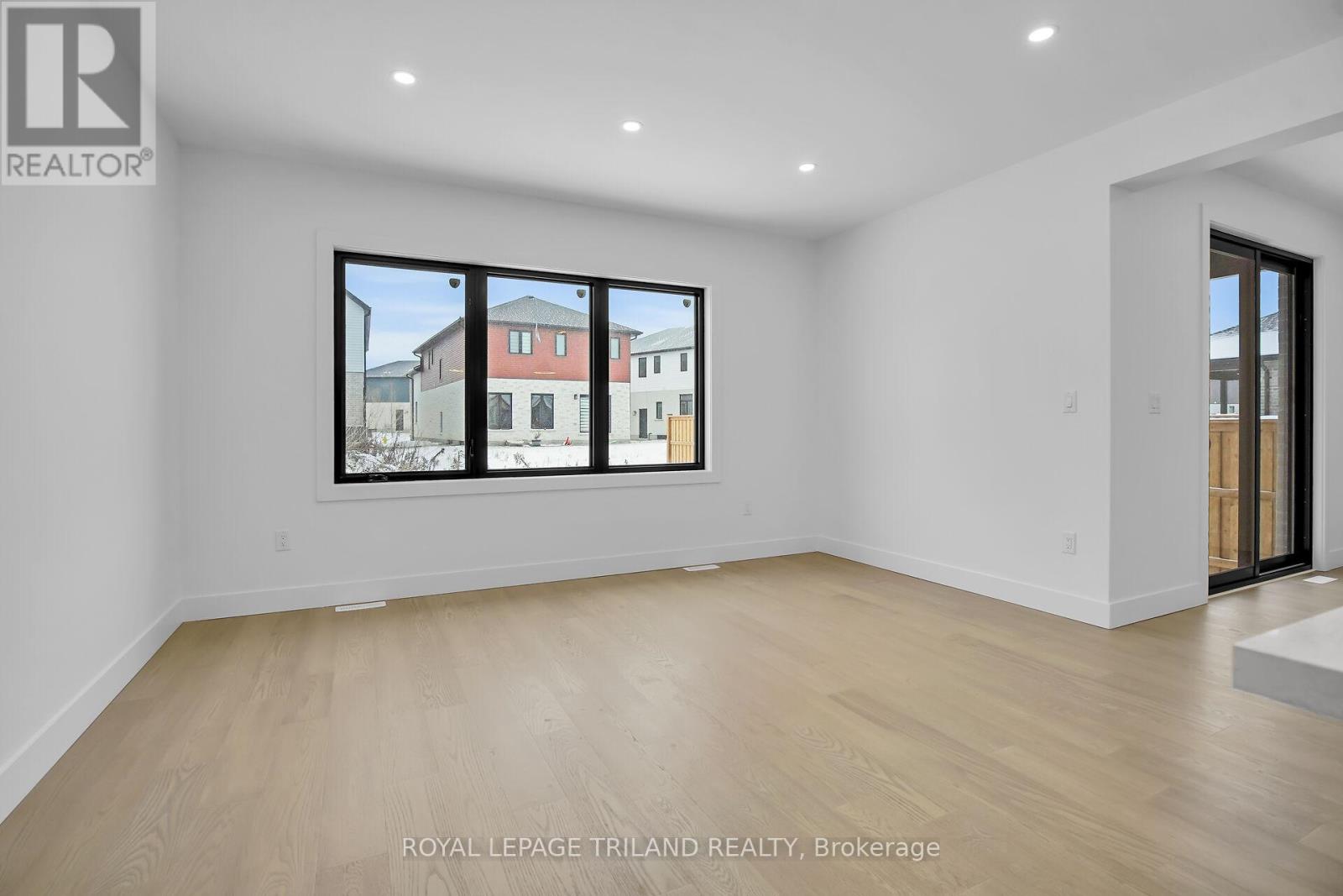 3853 Big Leaf Trail, London South, Ontario  N6P 0A3 - Photo 13 - X12680600