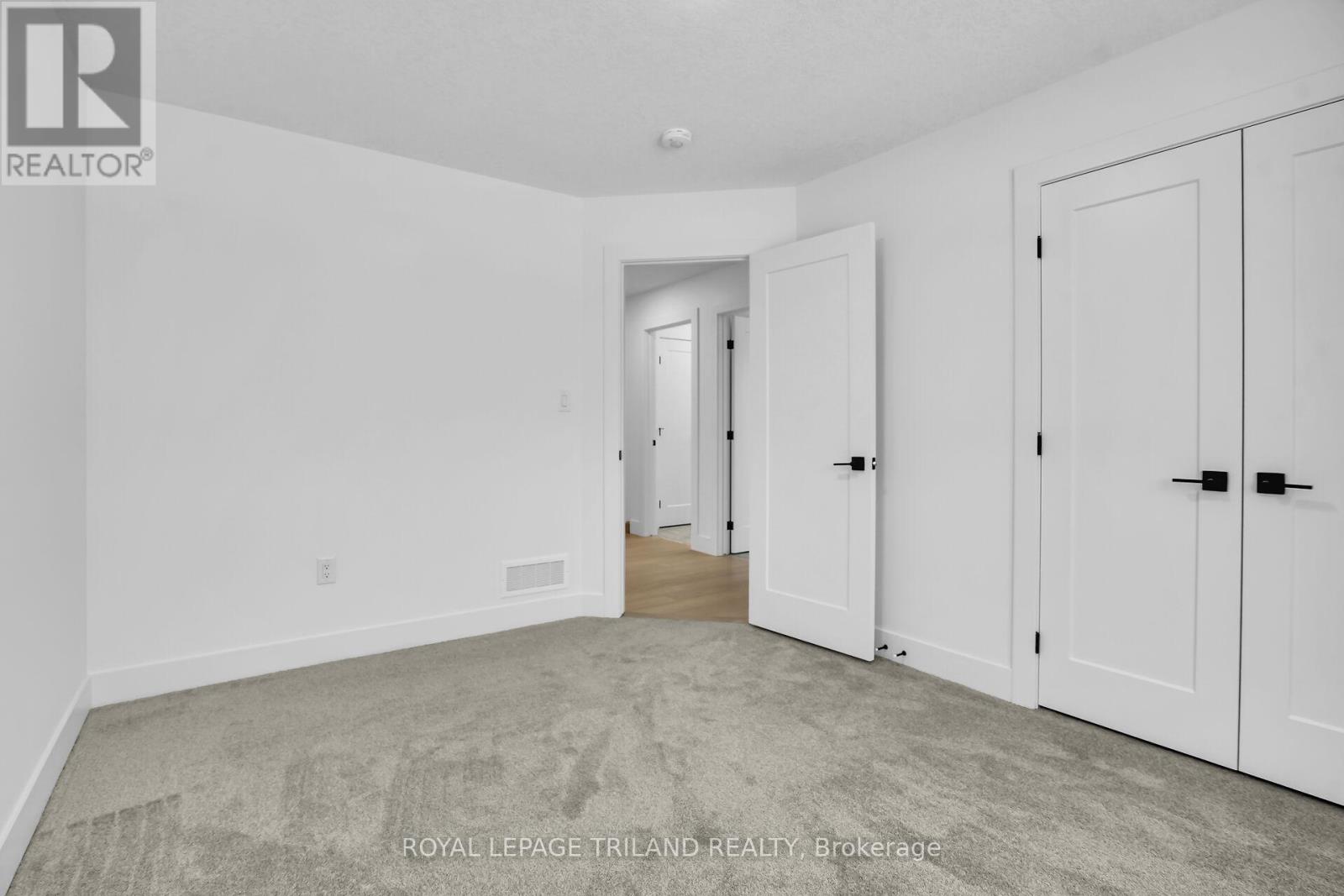 3853 Big Leaf Trail, London South, Ontario  N6P 0A3 - Photo 25 - X12680600