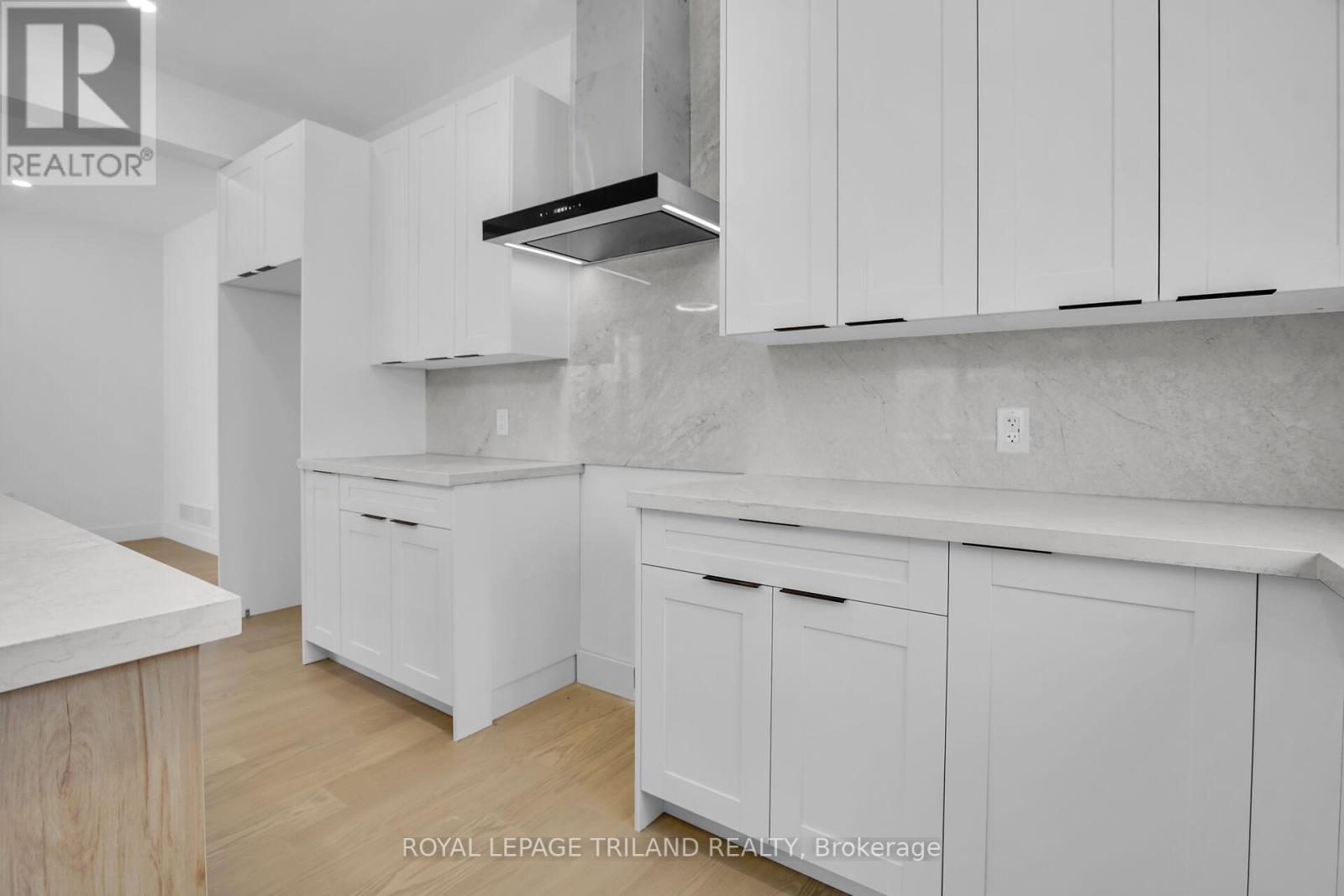 3853 Big Leaf Trail, London South, Ontario  N6P 0A3 - Photo 6 - X12680600