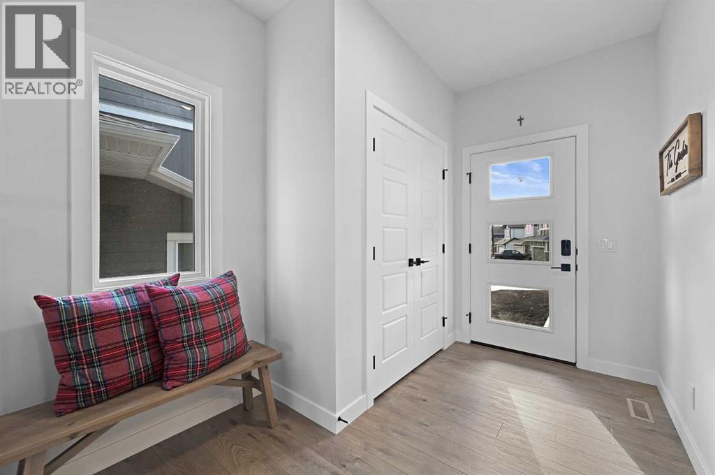 34 Ranchers View, Okotoks, Alberta  T1S 5R6 - Photo 3 - A2274198