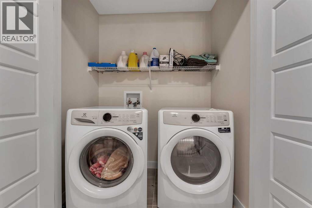 110 Waterford Road, Chestermere, Alberta  T1X 2P6 - Photo 16 - A2277694