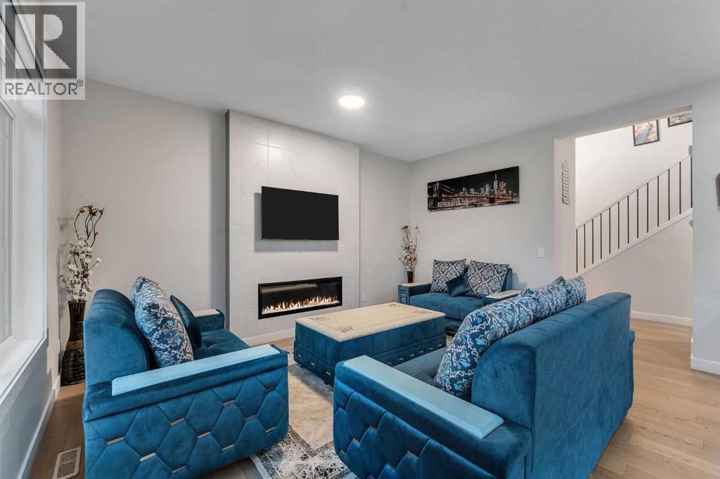 110 Waterford Road, Chestermere, Alberta  T1X 2P6 - Photo 5 - A2277694