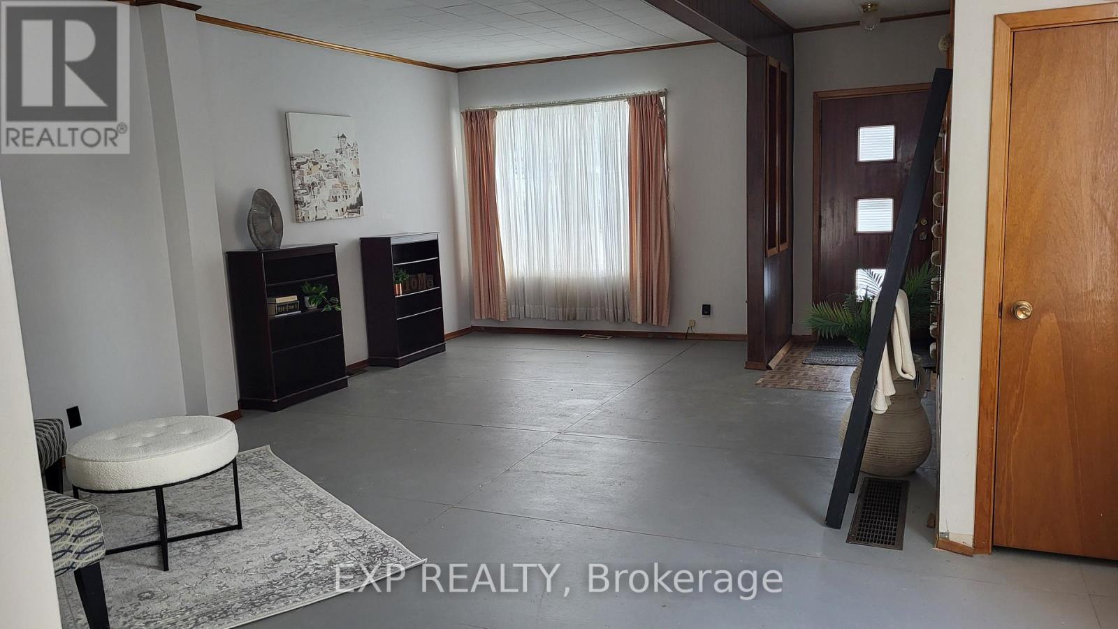 142 Hincks Avenue W, Renfrew, Ontario  K7V 3S9 - Photo 11 - X12680560