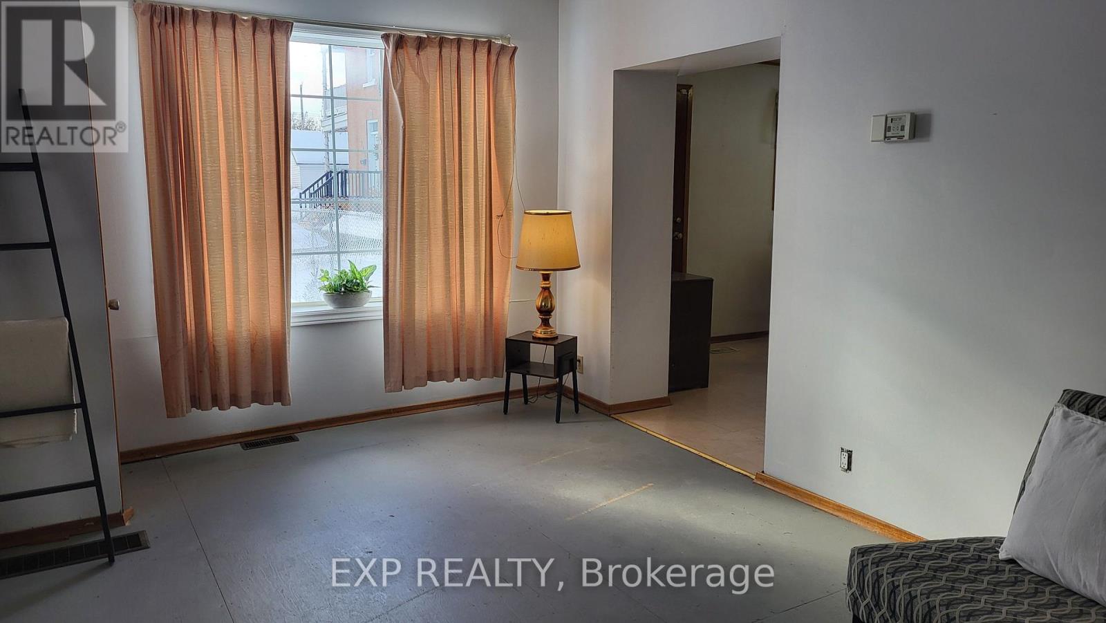 142 Hincks Avenue W, Renfrew, Ontario  K7V 3S9 - Photo 14 - X12680560