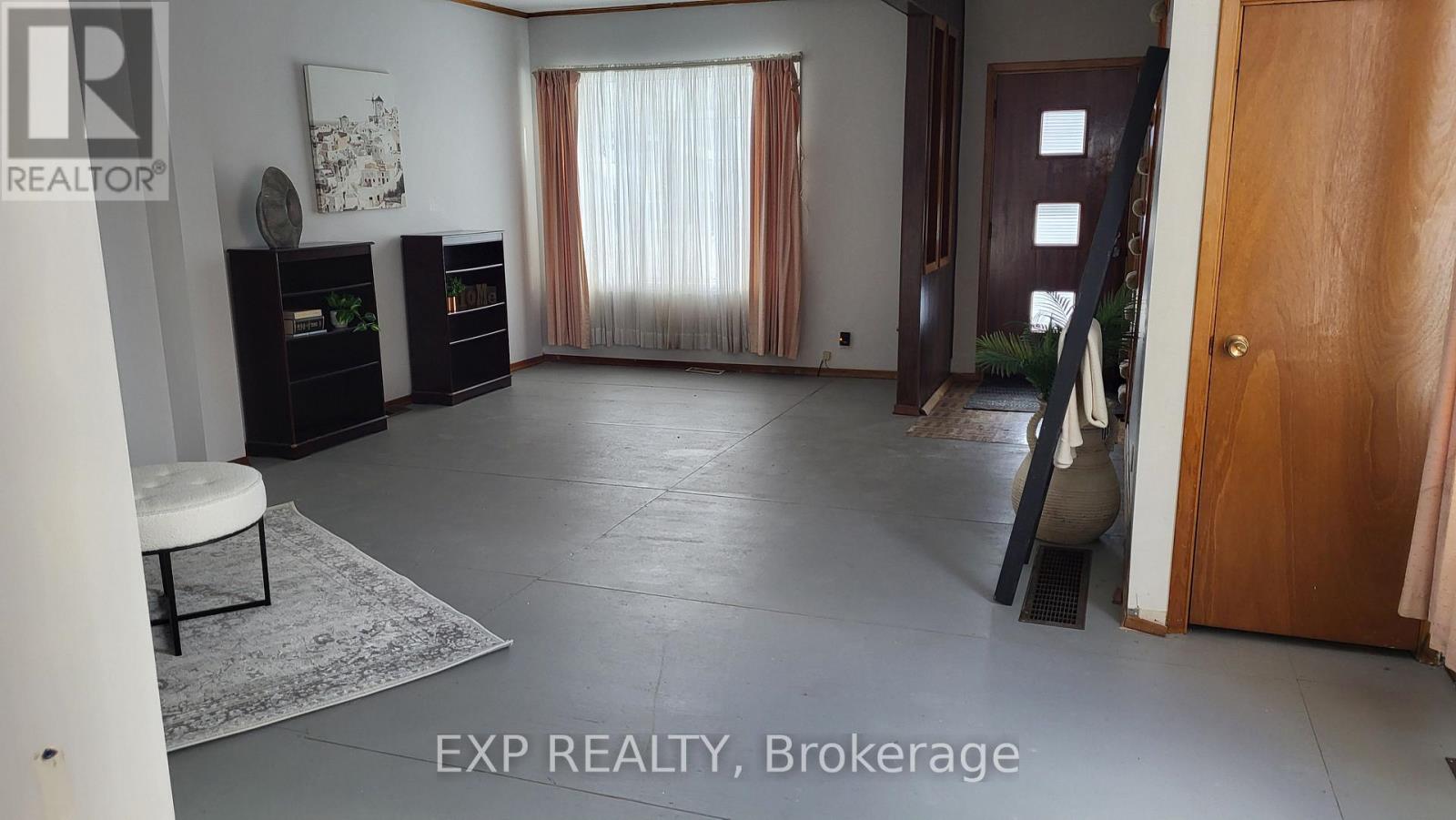 142 Hincks Avenue W, Renfrew, Ontario  K7V 3S9 - Photo 8 - X12680560