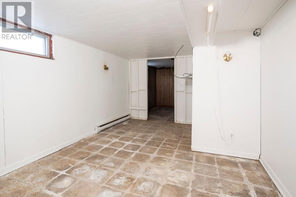 598 Van Norman St, Thunder Bay, Ontario  P7A 4E9 - Photo 9 - TB253687