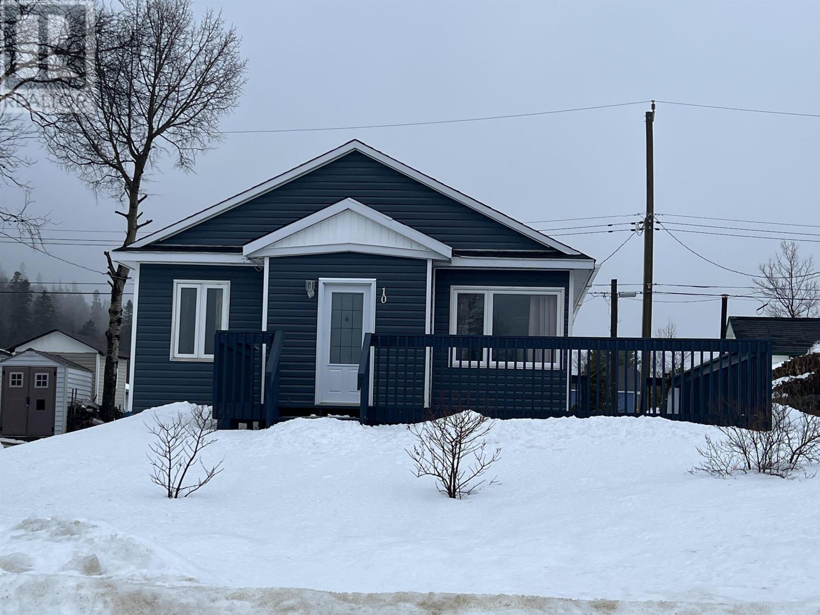 10 Howe ST, Marathon, Ontario