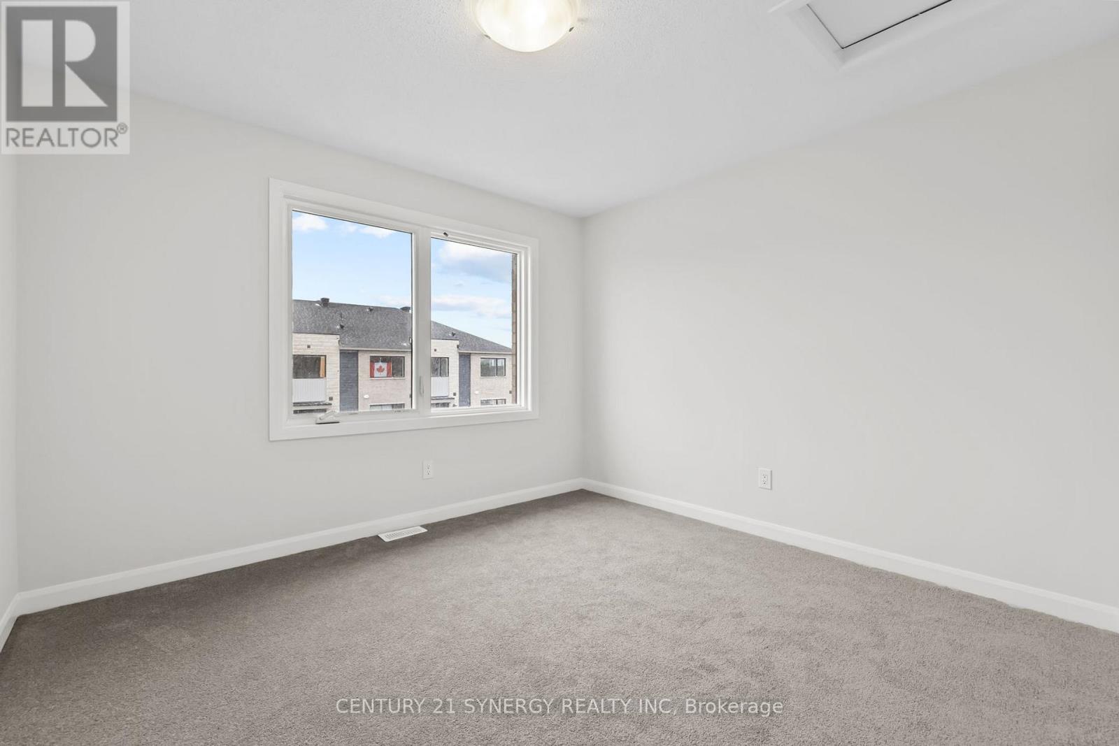 1302 Creekway Private, Ottawa, Ontario  K2T 0R8 - Photo 12 - X12680604