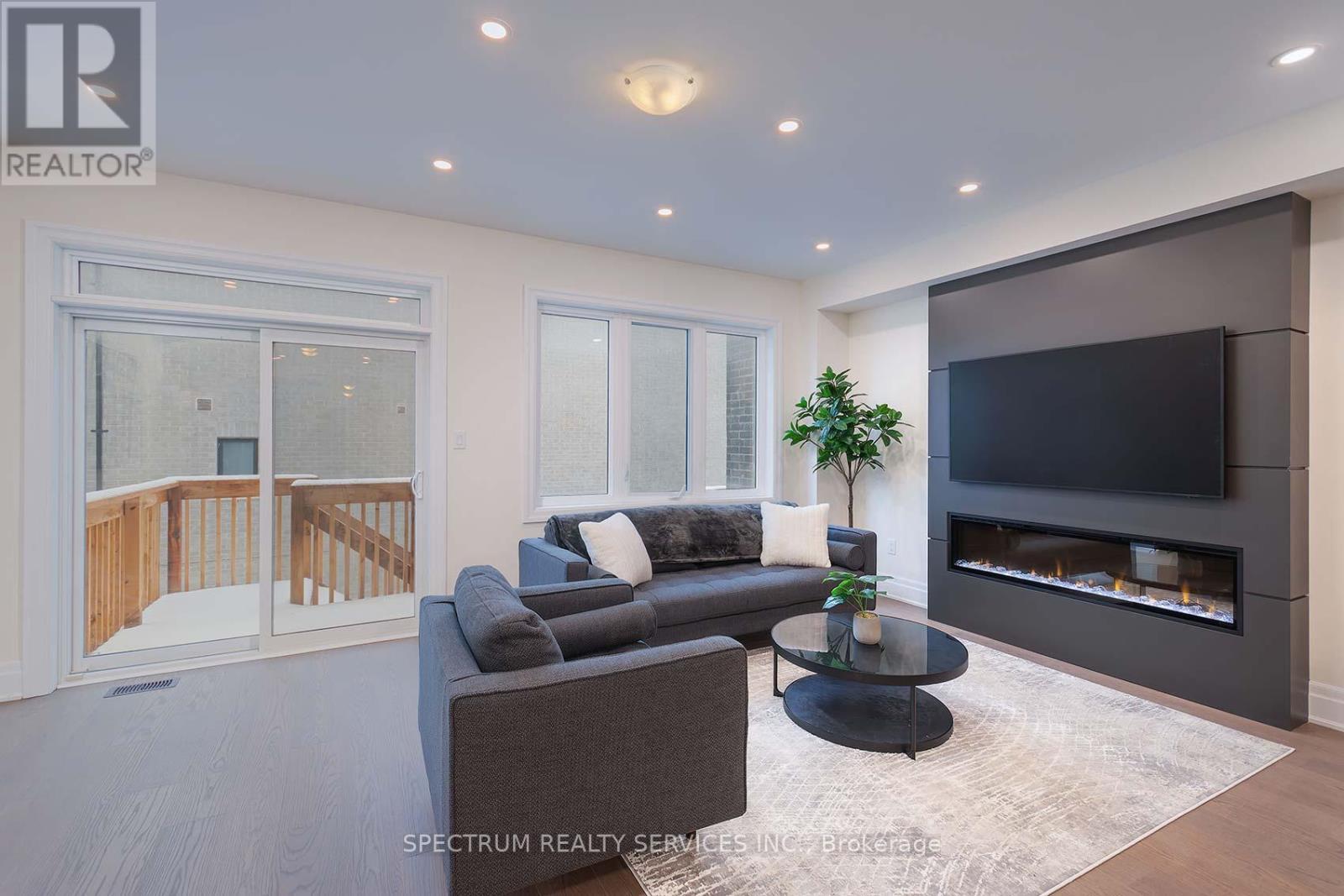 203 Grand Trunk Avenue, Vaughan, Ontario  L6A 5E5 - Photo 12 - N12596658