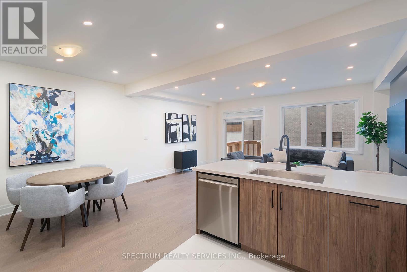 203 Grand Trunk Avenue, Vaughan, Ontario  L6A 5E5 - Photo 16 - N12596658