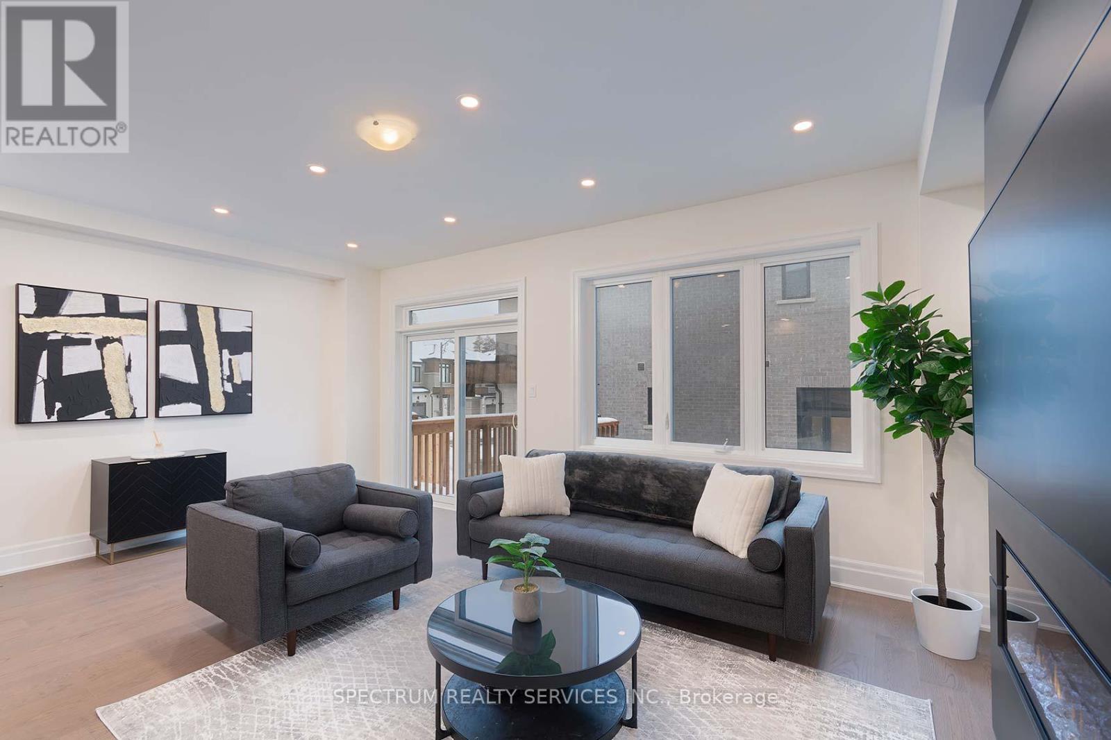 203 Grand Trunk Avenue, Vaughan, Ontario  L6A 5E5 - Photo 11 - N12596658