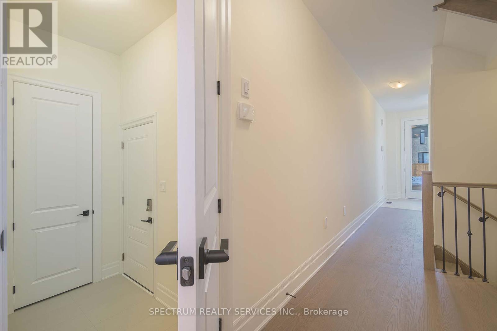 203 Grand Trunk Avenue, Vaughan, Ontario  L6A 5E5 - Photo 42 - N12596658