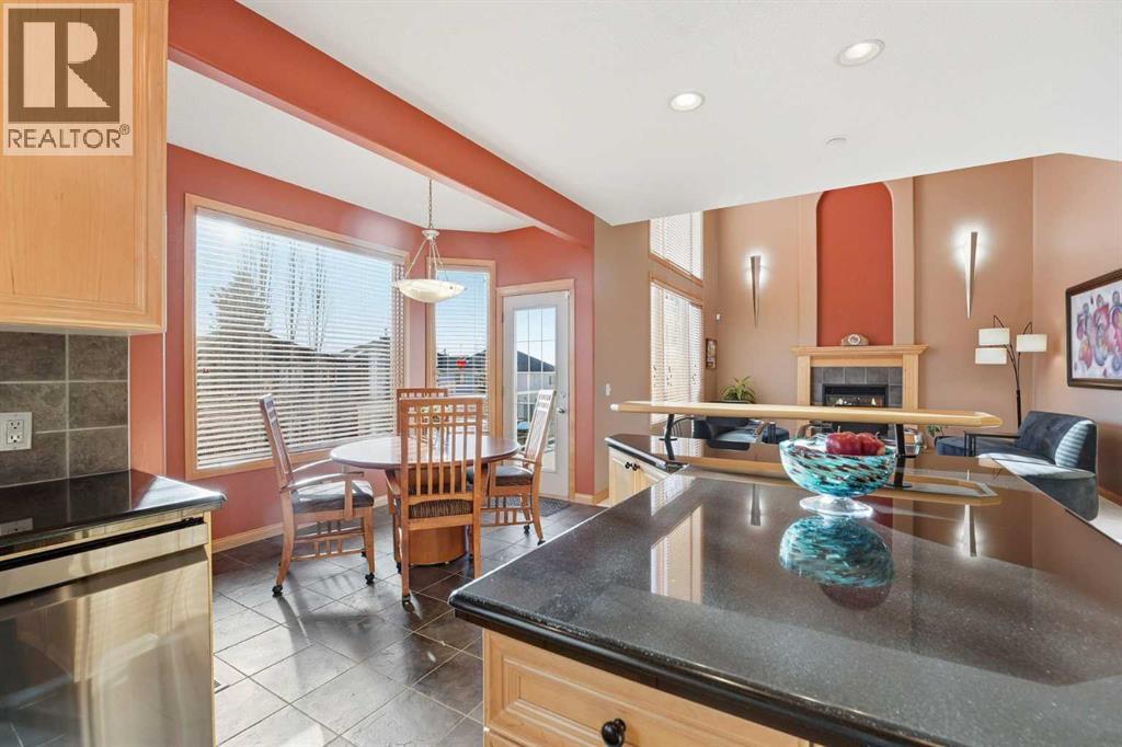 133 Royal Abbey Court Nw, Calgary, Alberta  T3G 4Y3 - Photo 13 - A2276926