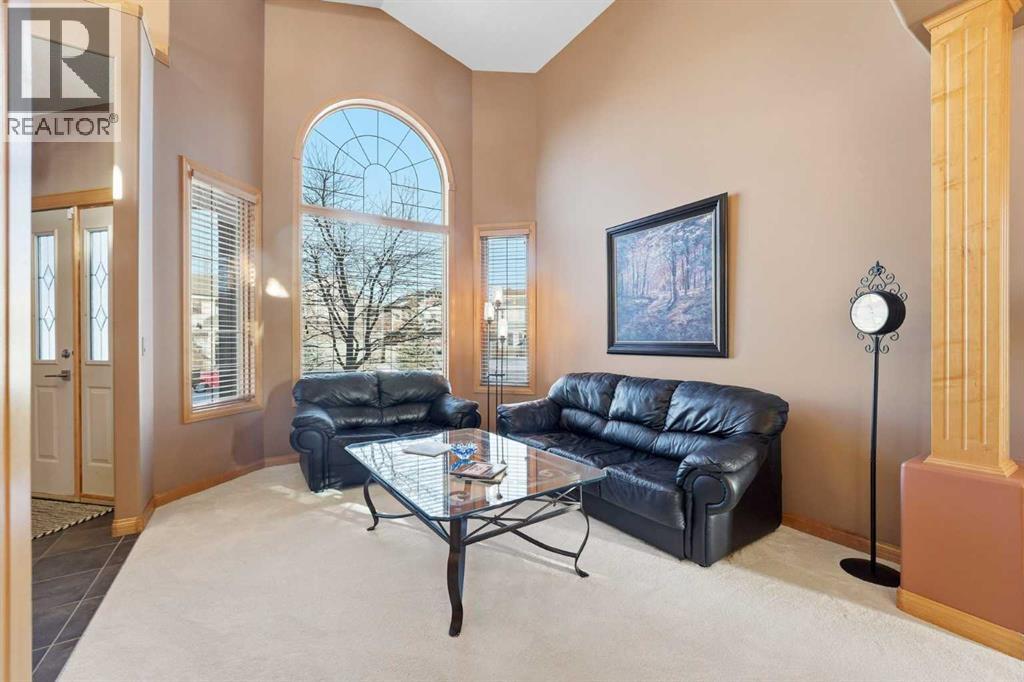 133 Royal Abbey Court Nw, Calgary, Alberta  T3G 4Y3 - Photo 5 - A2276926