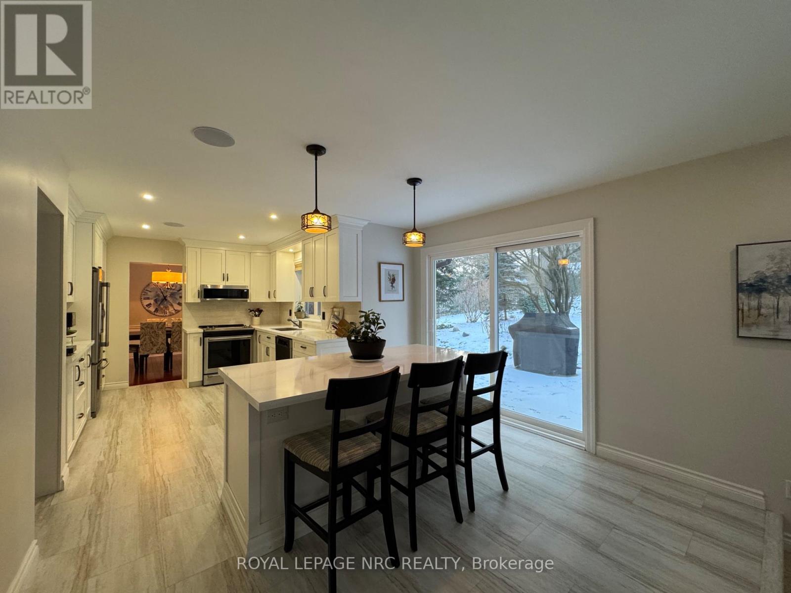 28 Forest Hill Crescent, Pelham, Ontario  L0S 1E1 - Photo 15 - X12661276