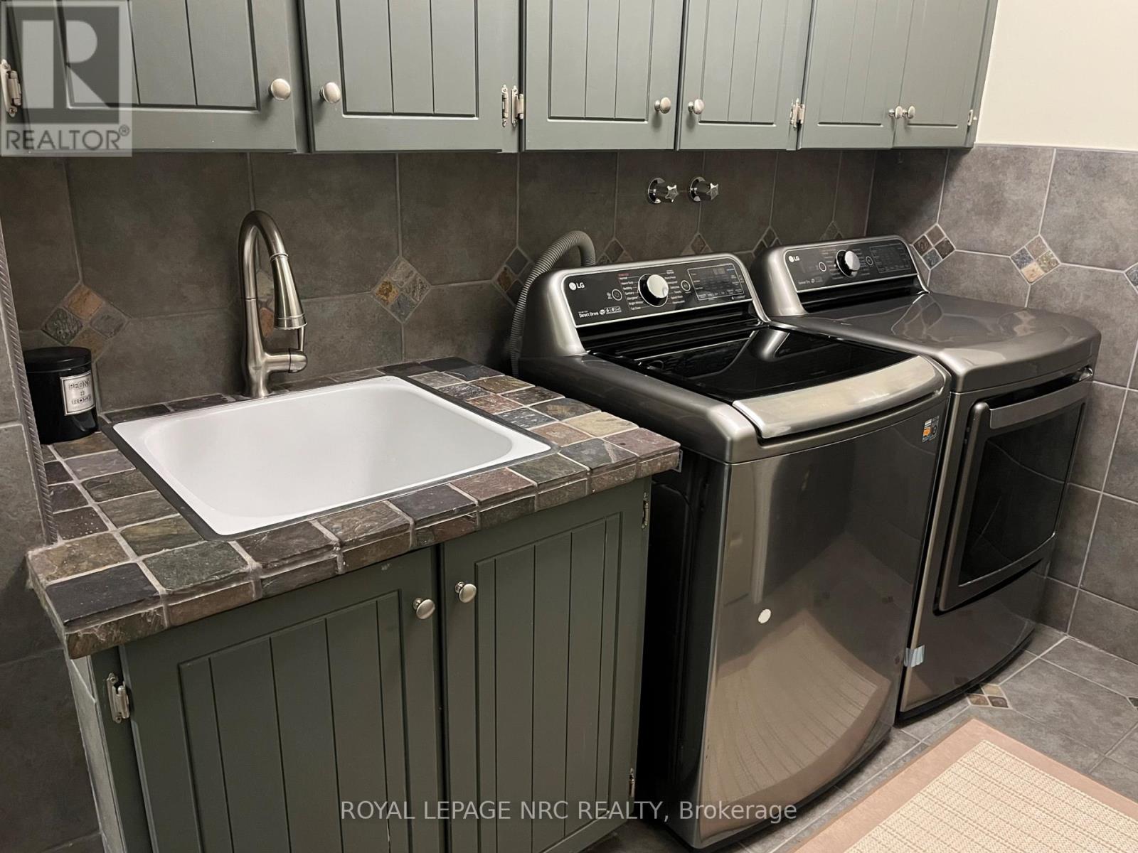 28 Forest Hill Crescent, Pelham, Ontario  L0S 1E1 - Photo 20 - X12661276