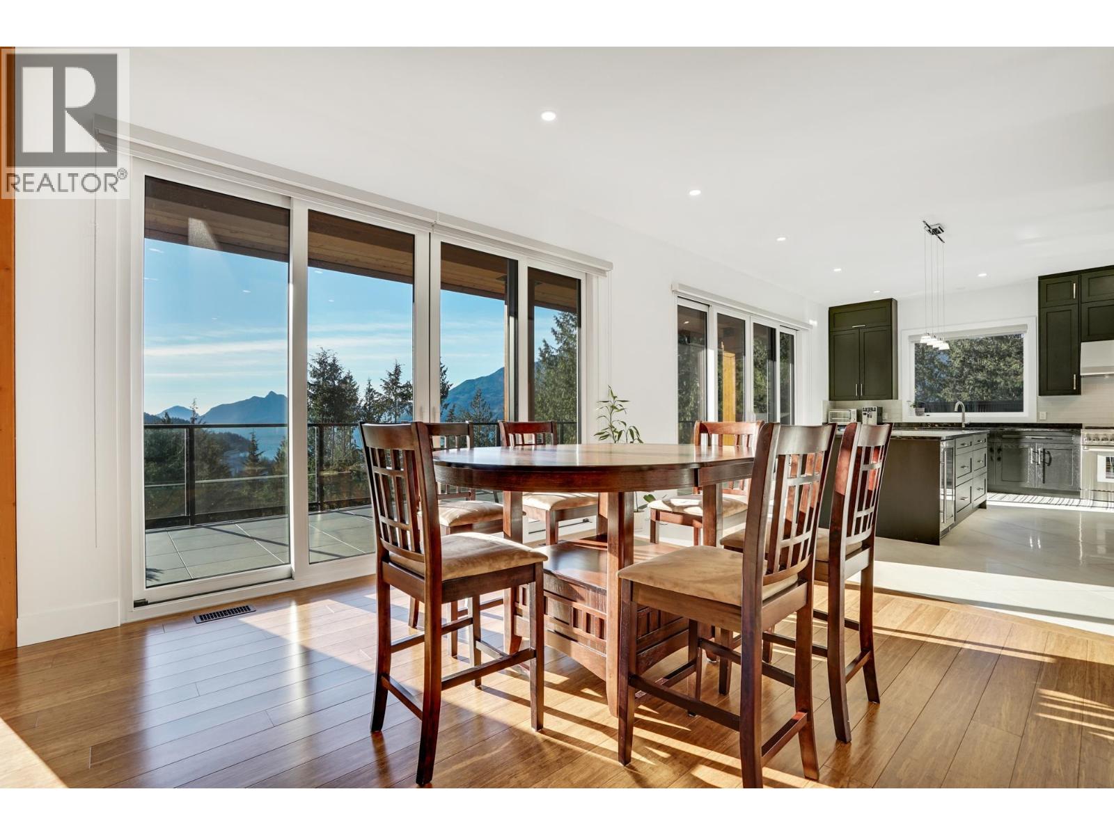 1024 Goat Ridge Drive, Britannia Beach, British Columbia  V8B 1J2 - Photo 11 - R3077724