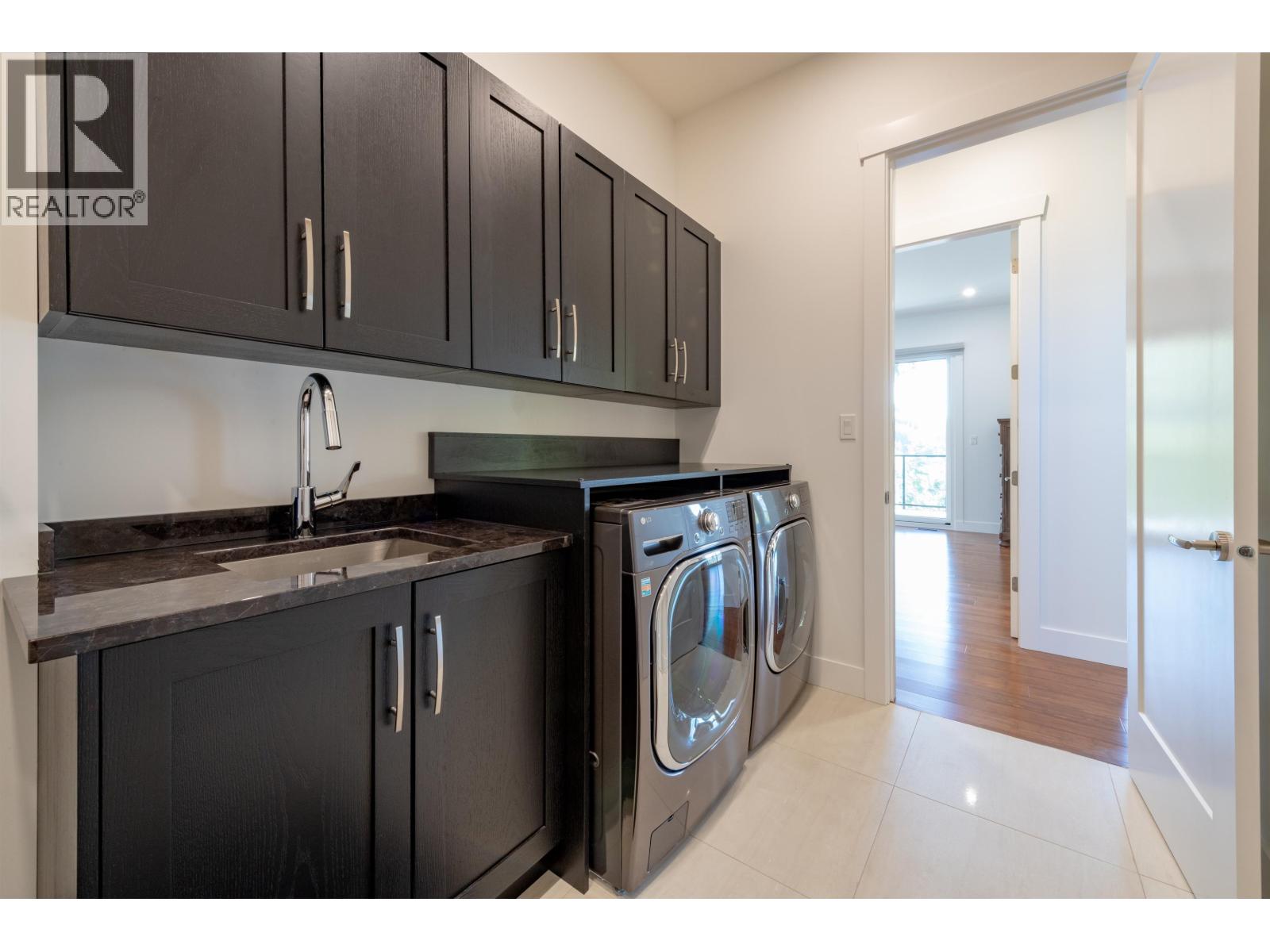 1024 Goat Ridge Drive, Britannia Beach, British Columbia  V8B 1J2 - Photo 24 - R3077724