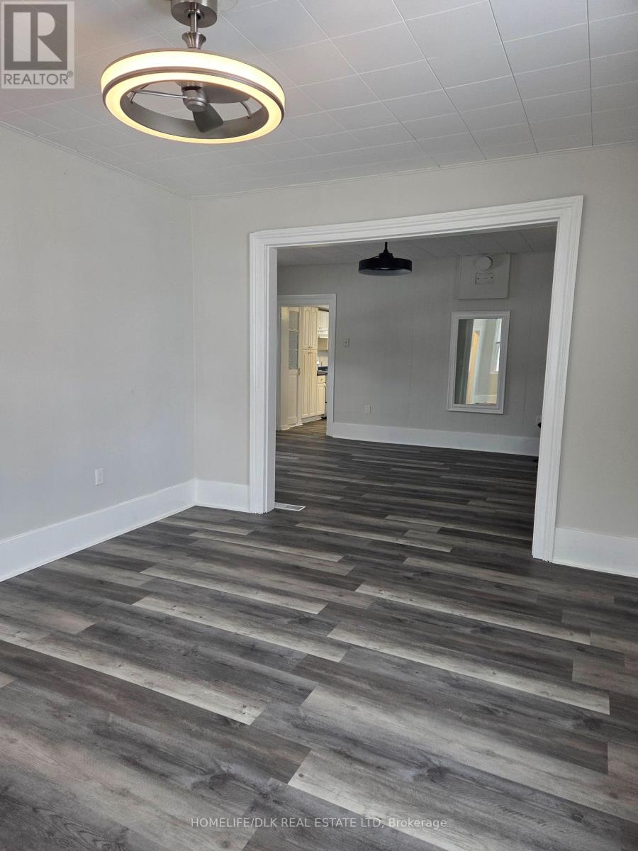 103 John Street, Brockville, Ontario  K6V 5B3 - Photo 11 - X12680486