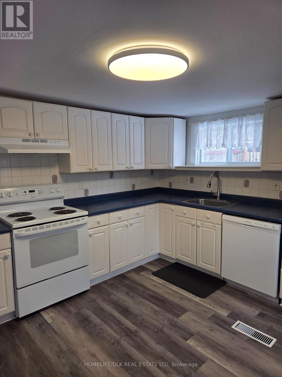 103 John Street, Brockville, Ontario  K6V 5B3 - Photo 5 - X12680486