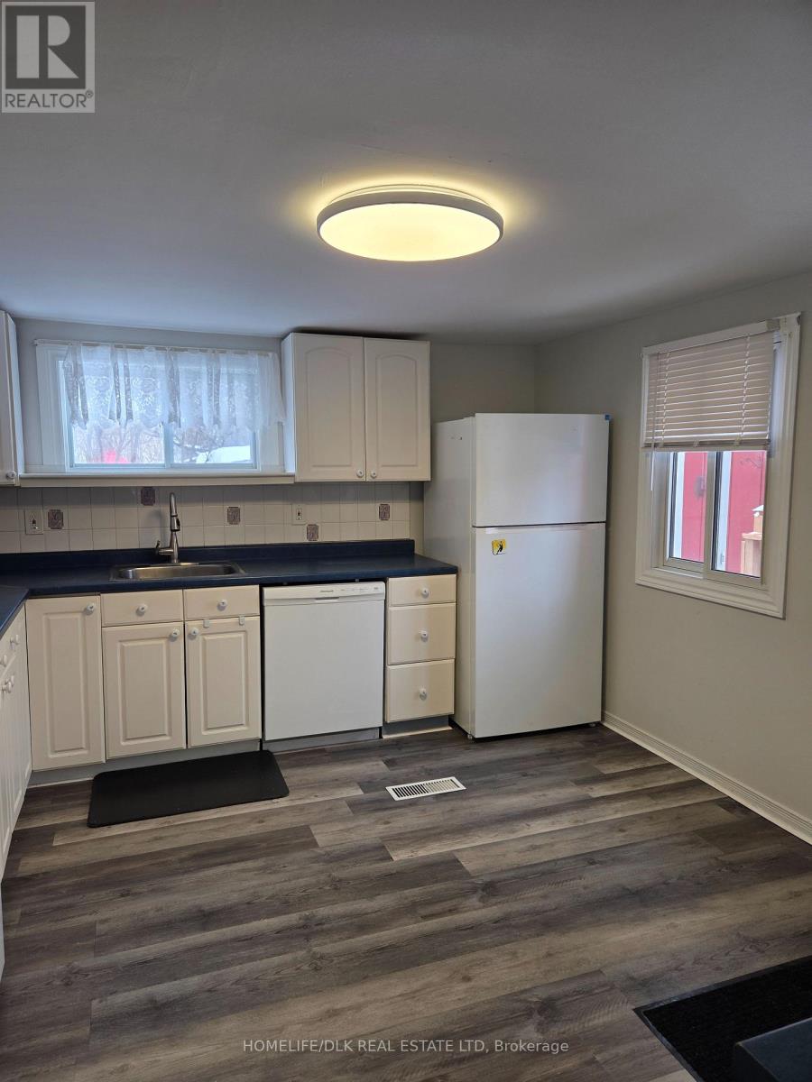 103 John Street, Brockville, Ontario  K6V 5B3 - Photo 6 - X12680486