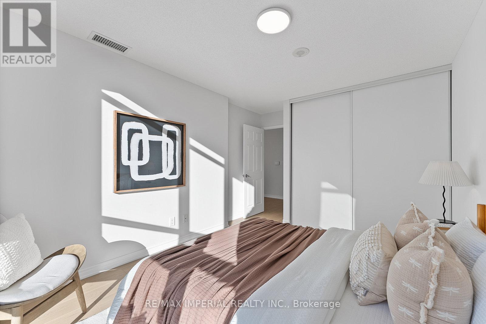 2318 - 35 Hollywood Avenue, Toronto, Ontario  M2N 0A9 - Photo 13 - C12680464