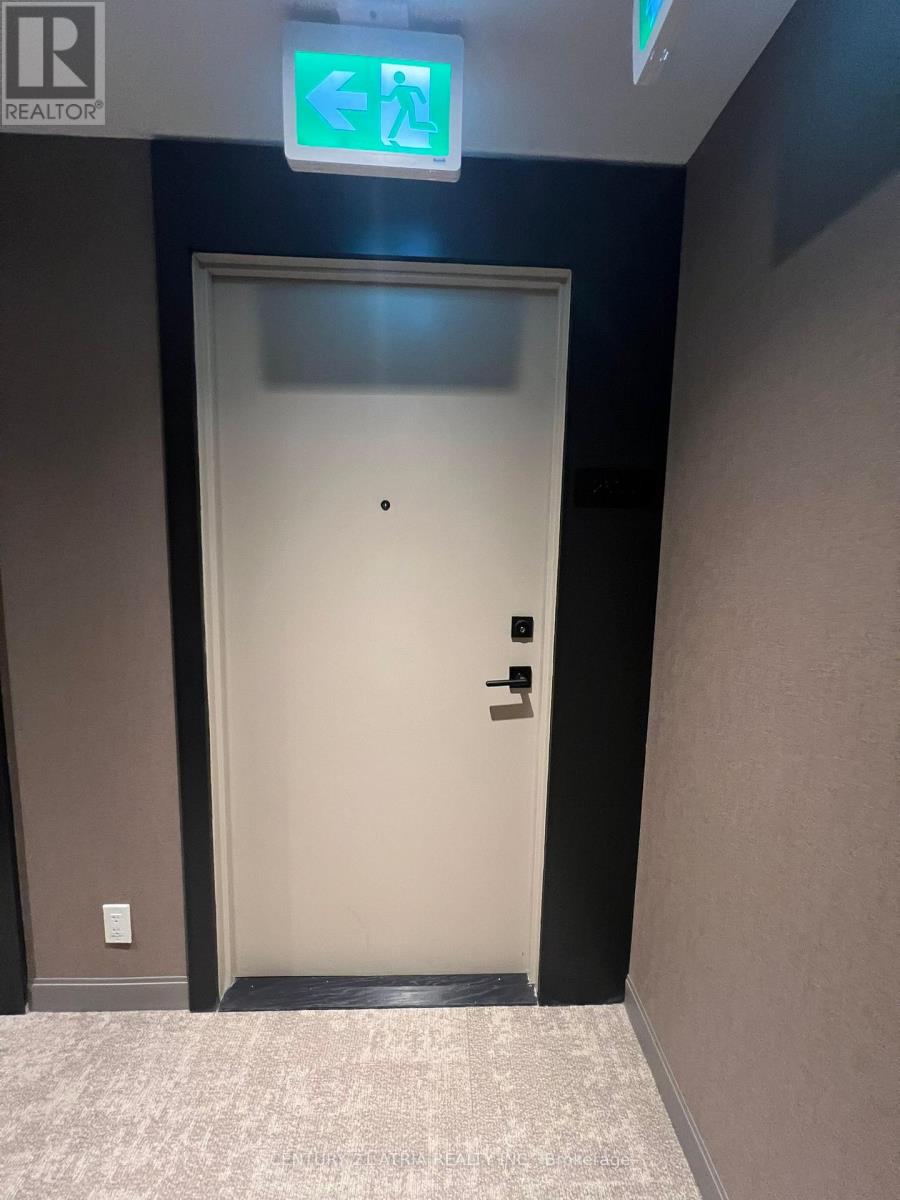 2605 - 55 Mercer Street, Toronto, Ontario  M5V 0W4 - Photo 2 - C12680474