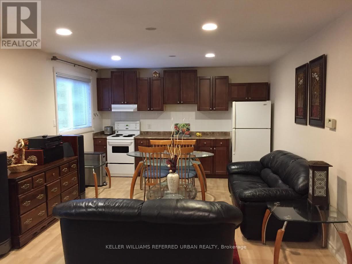 114 Kennard Avenue, Toronto (Bathurst Manor), Ontario  M3H 4M4 - Photo 17 - C12680490