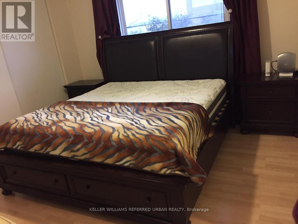 114 Kennard Avenue, Toronto (Bathurst Manor), Ontario  M3H 4M4 - Photo 20 - C12680490