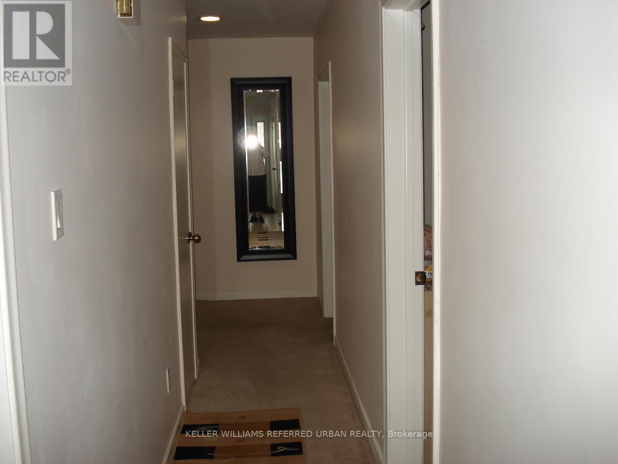 114 Kennard Avenue, Toronto (Bathurst Manor), Ontario  M3H 4M4 - Photo 32 - C12680490