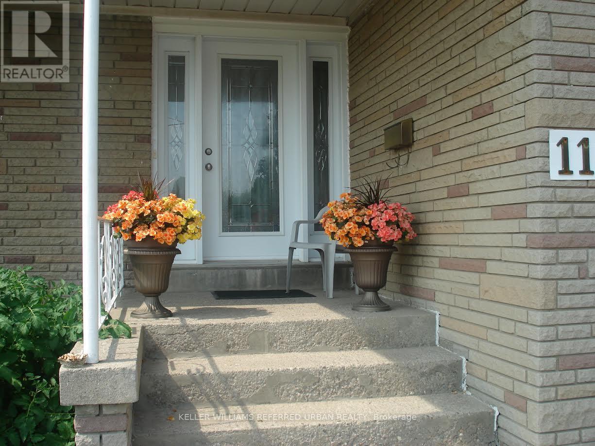 114 Kennard Avenue, Toronto (Bathurst Manor), Ontario  M3H 4M4 - Photo 33 - C12680490