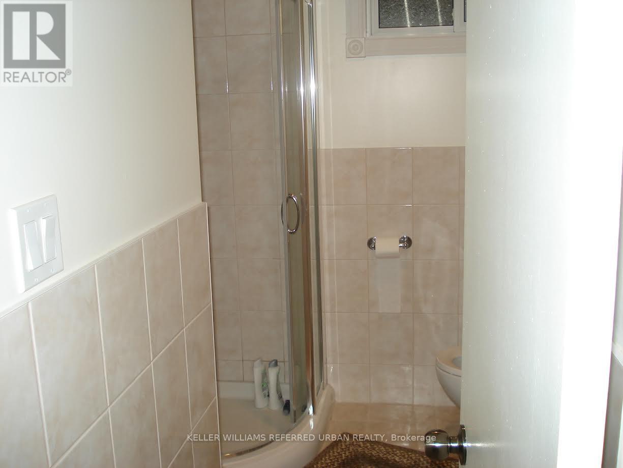 114 Kennard Avenue, Toronto (Bathurst Manor), Ontario  M3H 4M4 - Photo 4 - C12680490