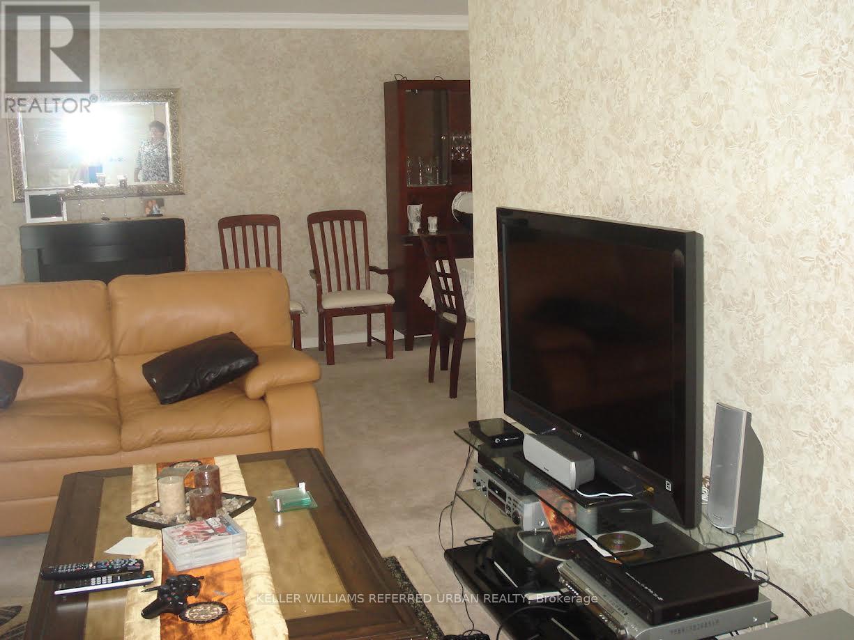 114 Kennard Avenue, Toronto (Bathurst Manor), Ontario  M3H 4M4 - Photo 40 - C12680490