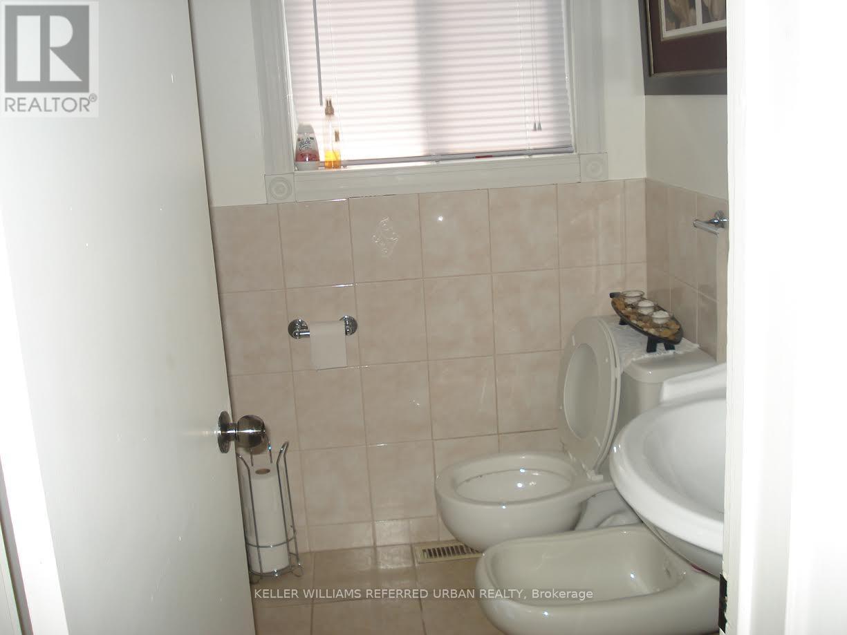 114 Kennard Avenue, Toronto (Bathurst Manor), Ontario  M3H 4M4 - Photo 41 - C12680490