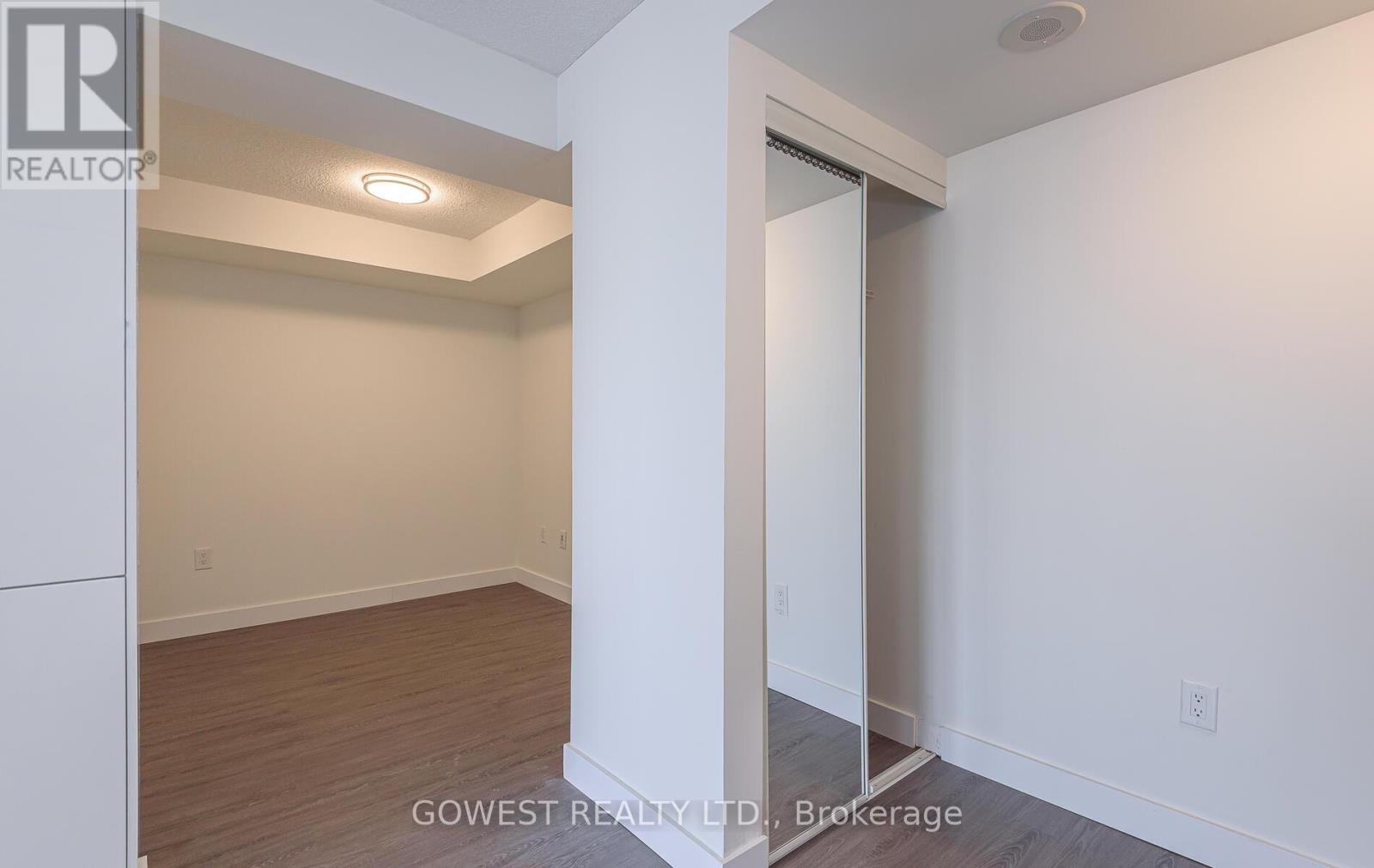 2516 - 15 Iceboat Terrace, Toronto, Ontario  M5V 4A5 - Photo 6 - C12680500