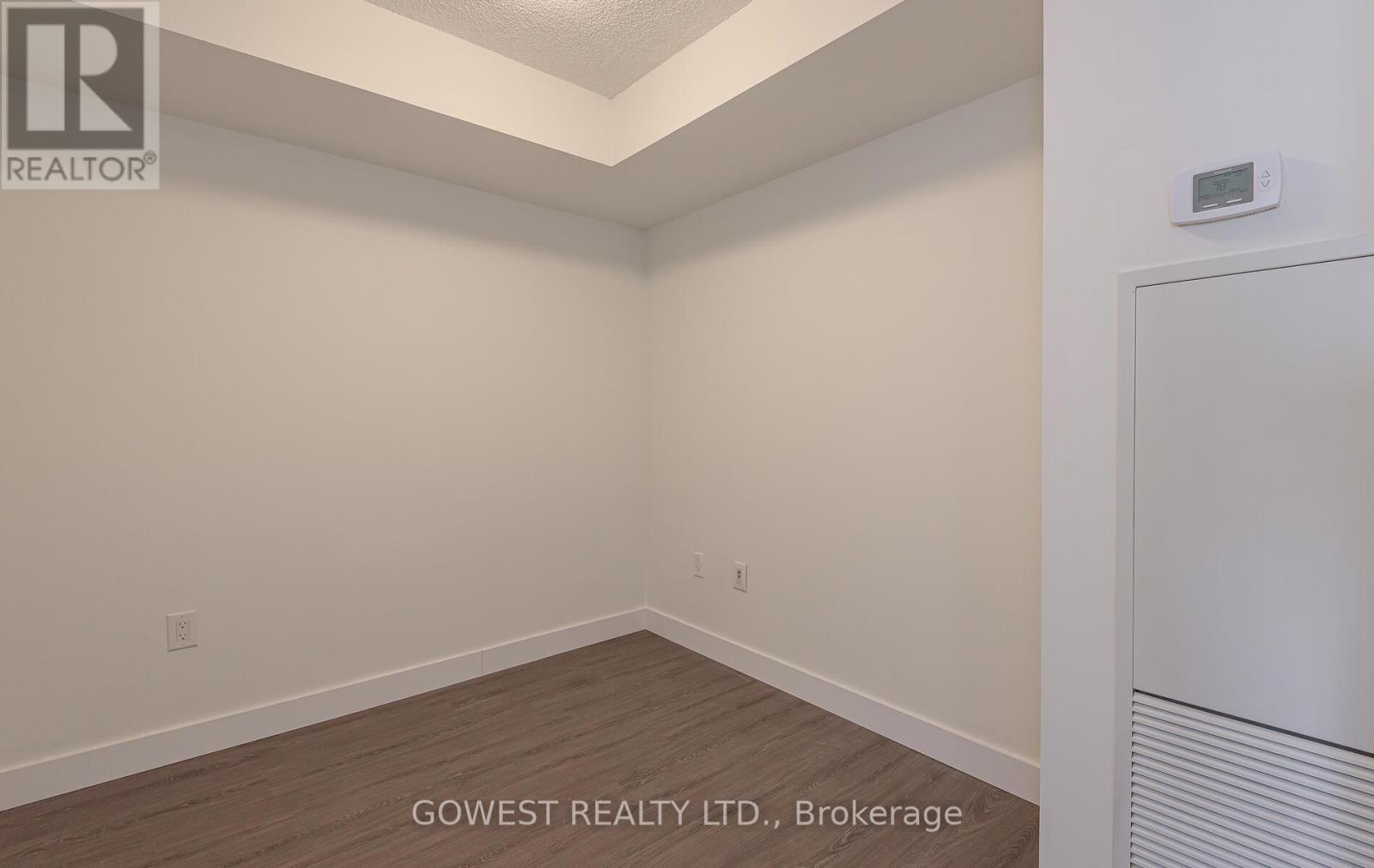 2516 - 15 Iceboat Terrace, Toronto, Ontario  M5V 4A5 - Photo 7 - C12680500